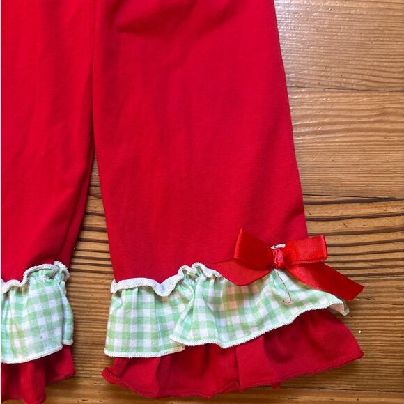 Red Christmas green checkered ruffle bottom elastic waist band pant SIZE 2T - Picture 2 of 4
